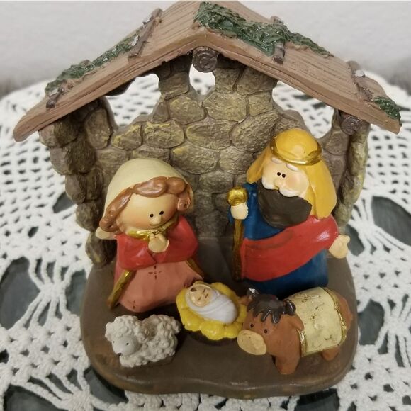 CHRISTMAS Miniature Nativity Set Joseph‎ Mary Baby Jesus Lamb Donkey Stab… - Picture 3 of 9